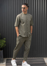 HENRY CLOTHING - Ανδρικό κοντομάνικο πουκάμισο μάο - χακί 9-100