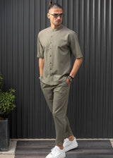 HENRY CLOTHING - Ανδρικό κοντομάνικο πουκάμισο μάο - χακί 9-100
